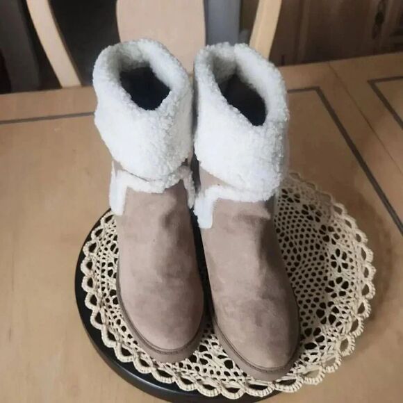 JF elle trim lug sole boots women's size 8 - Picture 2 of 5